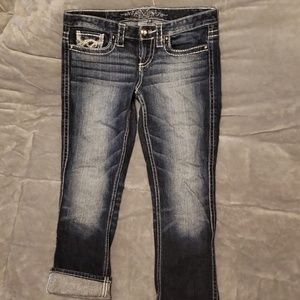 Maurices Size 3/4 Reg Capris jeans